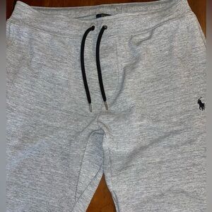 Gray polo, Ralph Lauren medium shorts